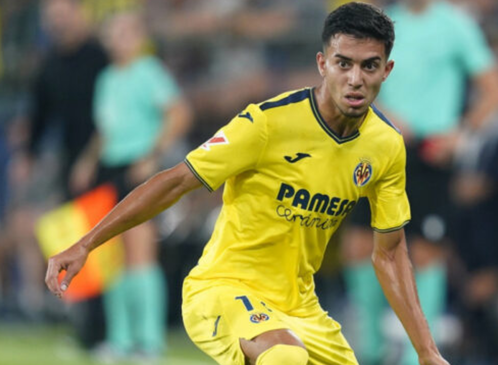 比利亚雷亚尔迎葡超关键赛，今晚完成体检，更衣室稳定，轮换策略成焦点 -爱游戏官网